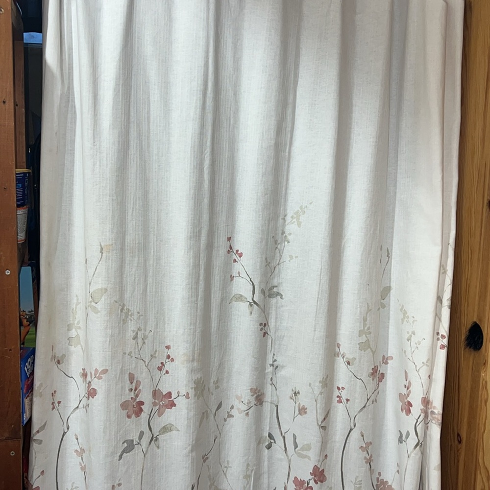 Shower curtain - Picture 3 of 3